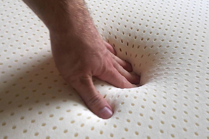 Ưu nhược điểm các thương hiệu nệm cao su