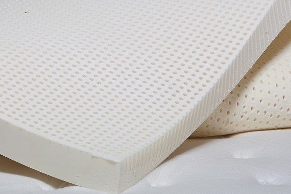 Đệm cao su thiên nhiên hai mặt lỗ tròn nhỏ